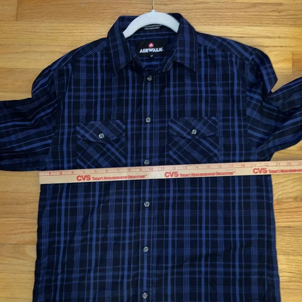 Airwalk Boys Size 18‎ Black Blue Plaid Long Sleeve Button Down Shirt